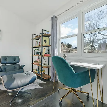 New Urban Comfort On Grant St-3